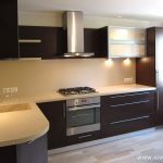 Virtuves darba virsma bez redzamām šuvēm (Corian)